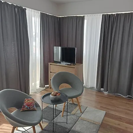 Erzso Apartman Апартаменты *